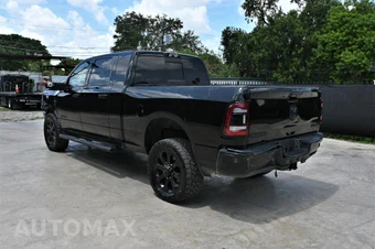 2023 Ram 2500 Laramie Extended Crew Cab Medium Bed - miniatura 3
