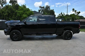 2023 Ram 2500 Laramie Extended Crew Cab Medium Bed - miniatura 6