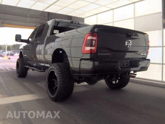2023 Ram 2500 Laramie Extended Crew Cab Medium Bed – miniatura 6