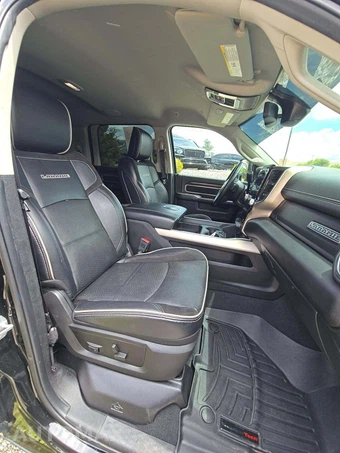 2023 Ram 2500 Laramie Extended Crew Cab Medium Bed - miniatura 15