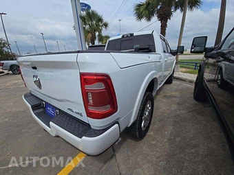 2023 Ram 2500 Limited Crew Cab Medium Bed – miniatura 3