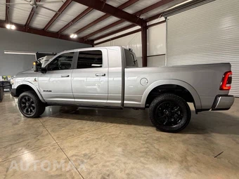 2023 Ram 2500 Limited Extended Crew Cab Medium Bed - miniatura 4