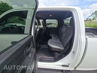 2023 Ram 2500 Tradesman Crew Cab Long Bed - miniatura 10