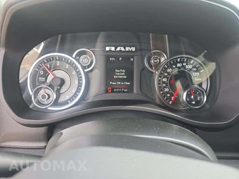 2023 Ram 2500 Tradesman Crew Cab Long Bed - miniatura 9