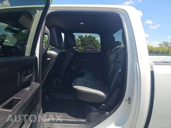 2023 Ram 2500 Tradesman Crew Cab Long Bed - miniatura 10