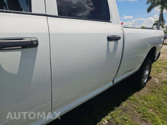 2023 Ram 2500 Tradesman Crew Cab Long Bed - miniatura 18