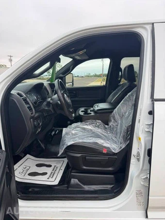 2023 Ram 2500 Tradesman Crew Cab Long Bed - miniatura 15