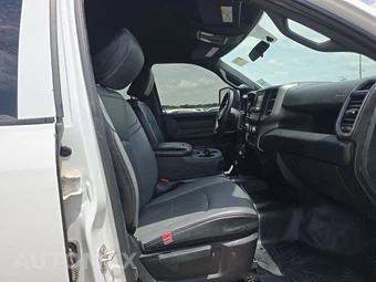 2023 Ram 2500 Tradesman Crew Cab Long Bed - miniatura 14