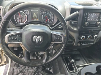 2023 Ram 2500 Tradesman Crew Cab Long Bed - miniatura 17