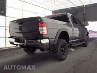2023 Ram 2500 Tradesman Crew Cab Medium Bed - miniatura 4