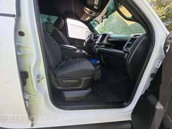 2023 Ram 2500 Tradesman Crew Cab Medium Bed - miniatura 18