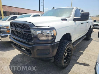 2023 Ram 2500 Tradesman Crew Cab Medium Bed - samochód z USA z aukcji Manheim, oferta Kup Teraz w AUTOMAX