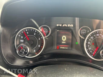 2023 Ram 2500 Tradesman Crew Cab Medium Bed - miniatura 9
