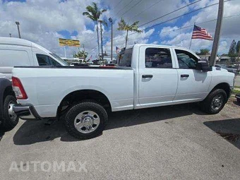 2023 Ram 2500 Tradesman Crew Cab Medium Bed - miniatura 4