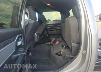2023 Ram 3500 Big Horn Crew Cab Long Bed DRW - miniatura 12