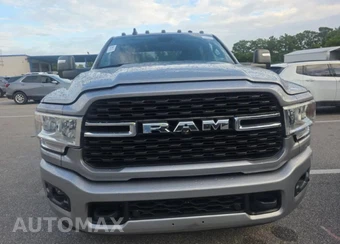 2023 Ram 3500 Big Horn Crew Cab Long Bed DRW - miniatura 2