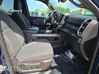 2023 Ram 3500 Big Horn Crew Cab Long Bed DRW - miniatura 18