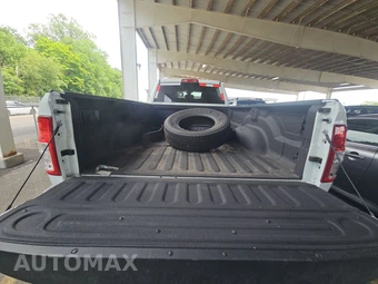 2023 Ram 3500 Big Horn Crew Cab Long Bed DRW - miniatura 16