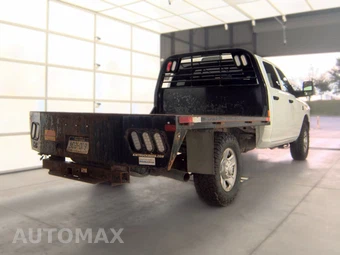 2023 Ram 3500 Cab Chassis Tradesman Crew Cab - miniatura 4