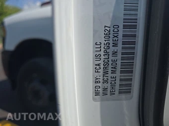 2023 Ram 3500 Cab Chassis Tradesman Crew Cab DRW - miniatura 14