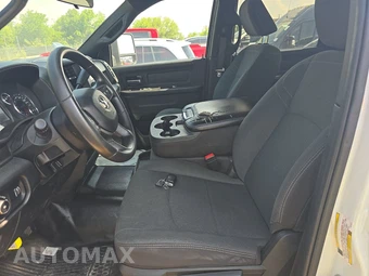 2023 Ram 3500 Cab Chassis Tradesman Crew Cab DRW - miniatura 7