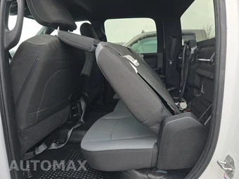 2023 Ram 3500 Cab Chassis Tradesman Crew Cab DRW - miniatura 13