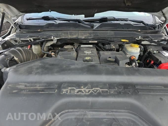 2023 Ram 3500 Cab Chassis Tradesman Crew Cab DRW - miniatura 15