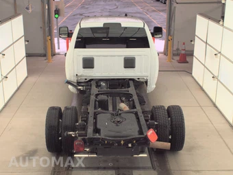 2023 Ram 3500 Cab Chassis Tradesman Crew Cab DRW - miniatura 5