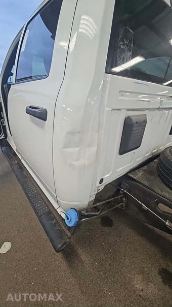 2023 Ram 3500 Cab Chassis Tradesman Crew Cab DRW - miniatura 25