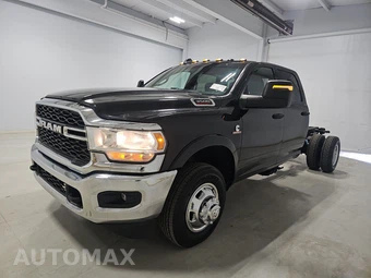 2023 Ram 3500 Cab Chassis Tradesman Crew Cab DRW