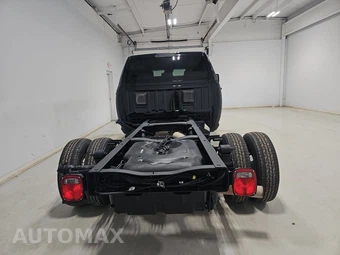2023 Ram 3500 Cab Chassis Tradesman Crew Cab DRW - miniatura 5