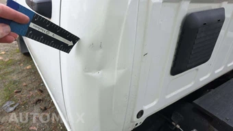 2023 Ram 3500 Cab Chassis Tradesman Crew Cab DRW - miniatura 20