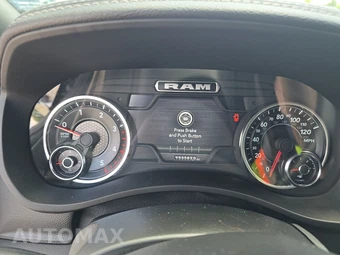2023 Ram 3500 Laramie Crew Cab Long Bed - miniatura 12