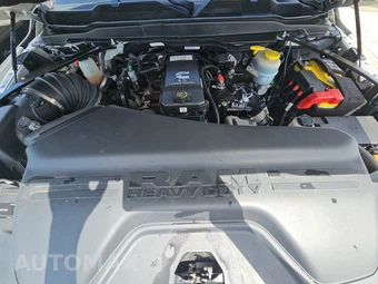 2023 Ram 3500 Limited Extended Crew Cab Medium Bed – miniatura 15