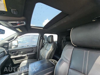 2023 Ram 3500 Limited Extended Crew Cab Medium Bed – miniatura 18