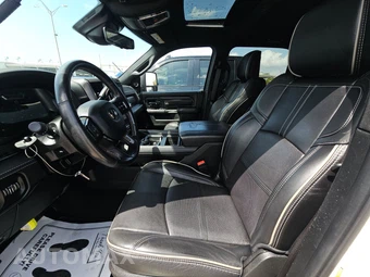 2023 Ram 3500 Limited Extended Crew Cab Medium Bed – miniatura 7