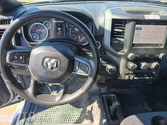 2023 Ram 3500 Tradesman Crew Cab Long Bed - miniatura 17