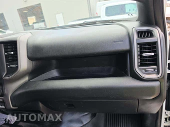 2023 Ram 3500 Tradesman Crew Cab Long Bed - miniatura 19