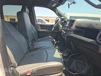 2023 Ram 3500 Tradesman Crew Cab Long Bed - miniatura 8