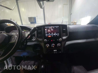 2023 Ram 3500 Tradesman Crew Cab Long Bed - miniatura 10