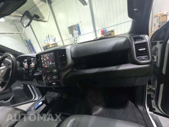 2023 Ram 3500 Tradesman Crew Cab Long Bed - miniatura 19
