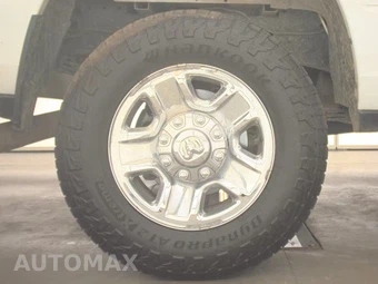 2023 Ram 3500 Tradesman Crew Cab Long Bed - miniatura 11