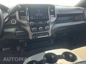 2023 Ram 3500 Tradesman Crew Cab Long Bed DRW – miniatura 11