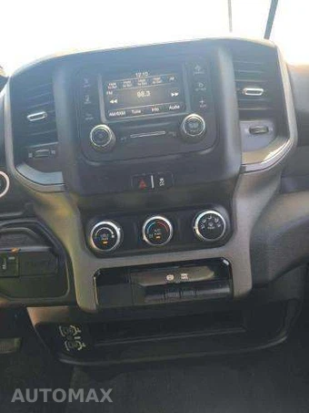 2023 Ram 3500 Tradesman Crew Cab Long Bed DRW - miniatura 10