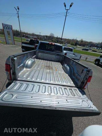 2023 Ram 3500 Tradesman Crew Cab Long Bed DRW - miniatura 14