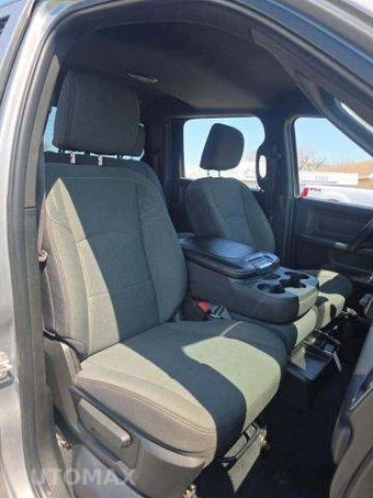 2023 Ram 3500 Tradesman Crew Cab Long Bed DRW - miniatura 18