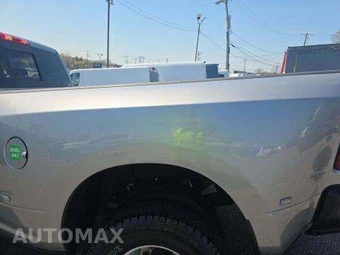 2023 Ram 3500 Tradesman Crew Cab Long Bed DRW - miniatura 25