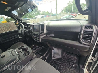 2023 Ram 3500 Tradesman Crew Cab Long Bed DRW – miniatura 19