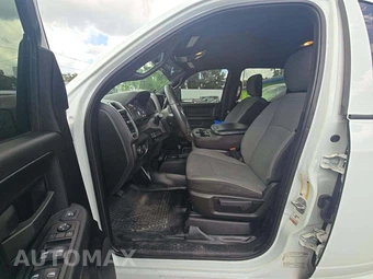 2023 Ram 3500 Tradesman Crew Cab Long Bed DRW – miniatura 6