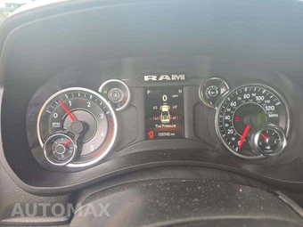 2023 Ram 3500 Tradesman Crew Cab Long Bed DRW – miniatura 9